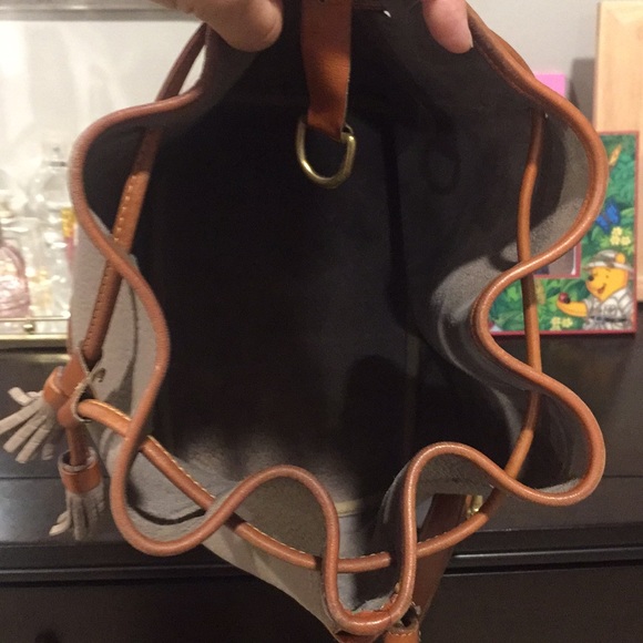 Dooney & Bourke vintage all leather bucket bag GHW - Picture 6 of 11